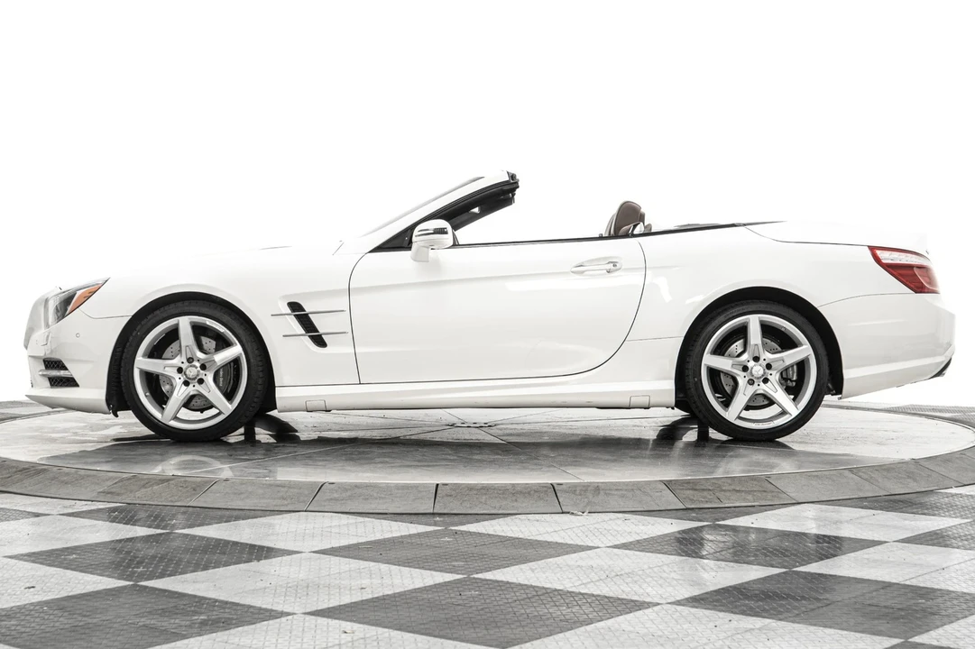 2016 Mercedes-Benz R231 SL-Class - Image 6 of 12