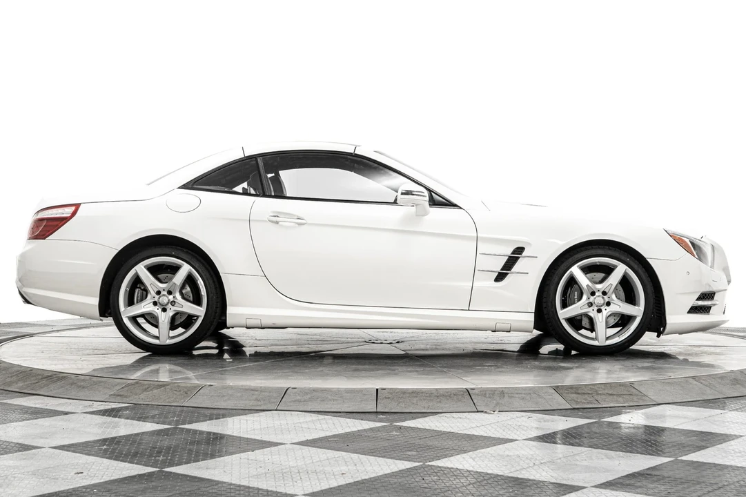 2016 Mercedes-Benz R231 SL-Class - Image 13 of 21