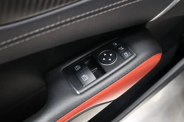 2016 Mercedes-Benz R231 SL-Class - Image 11 of 12