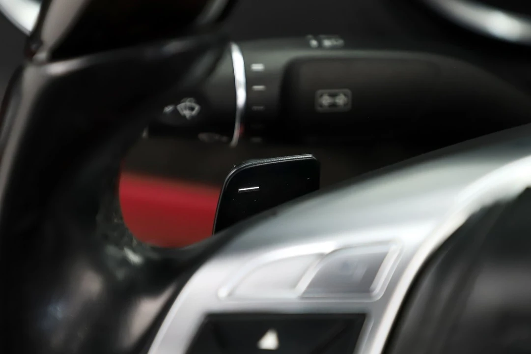 2016 Mercedes-Benz SL-Class - Image 26 of 31
