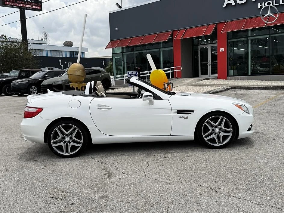 2016 Mercedes-Benz R172 SLC-Class - Image 9 of 31