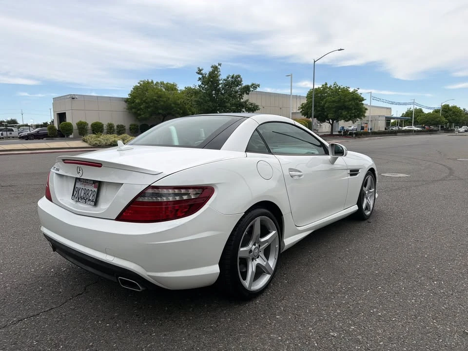 2016 Mercedes-Benz R172 SLC-Class - Image 8 of 20