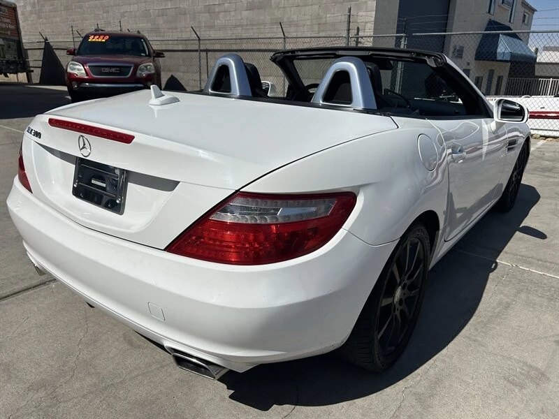 2016 Mercedes-Benz R172 SLC-Class - Image 12 of 31
