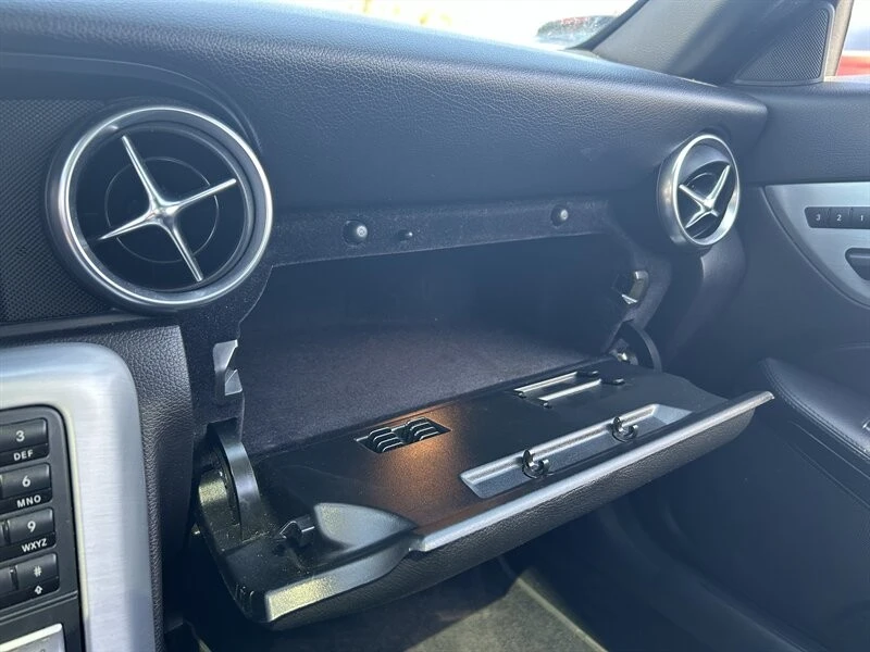 2016 Mercedes-Benz R172 SLC-Class - Image 26 of 31