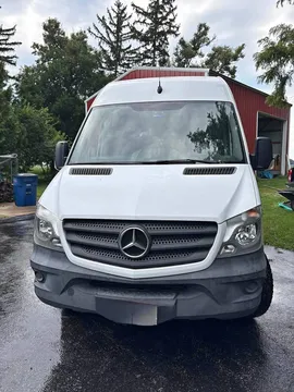 2016 Mercedes-Benz Sprinter 2500 Passenger High Roof with Rear Air