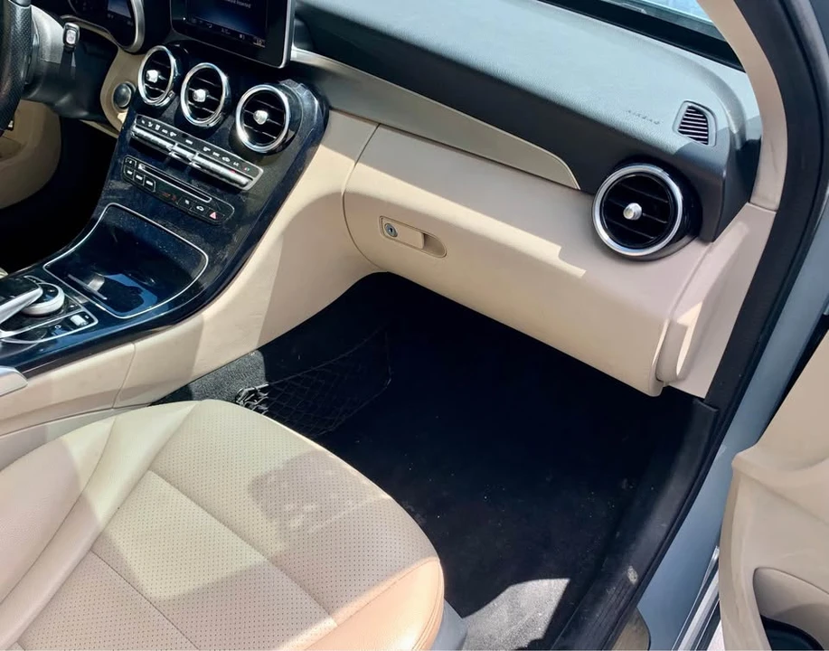 2016 Mercedes-Benz W205 C-Class - Image 7 of 9