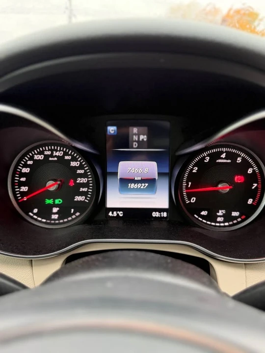 2016 Mercedes-Benz W205 C-Class - Image 13 of 20