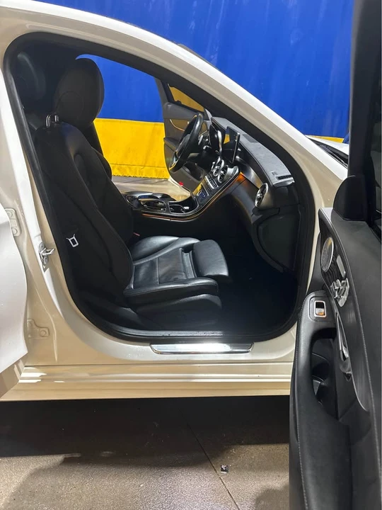 2016 Mercedes-Benz W205 C-Class - Image 12 of 15