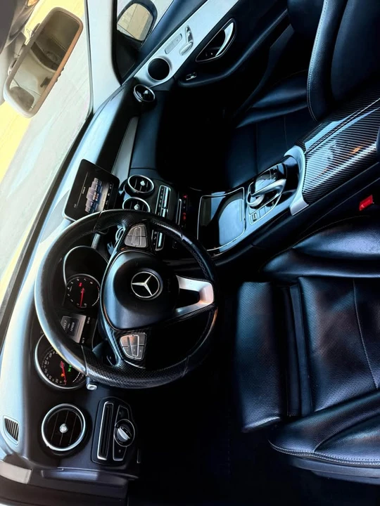 2016 Mercedes-Benz W205 C-Class - Image 12 of 17