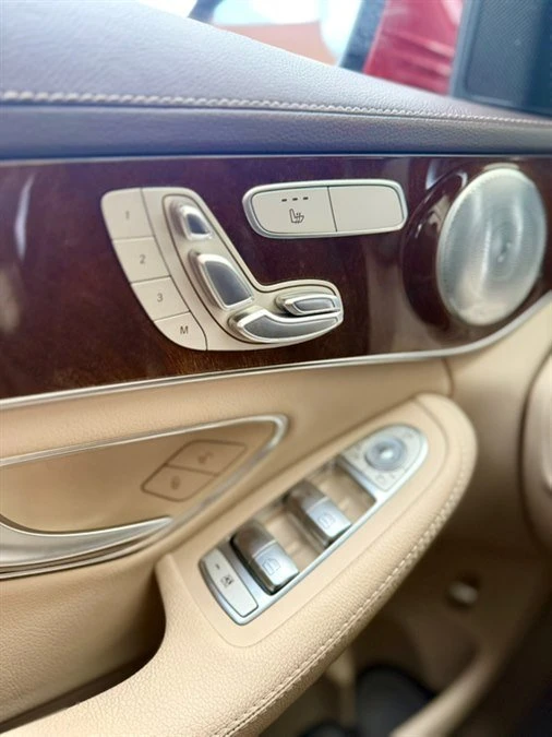 2016 Mercedes-Benz W205 C-Class - Image 12 of 19