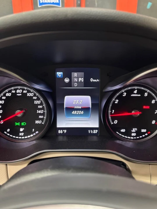 2016 Mercedes-Benz W205 C-Class - Image 10 of 11