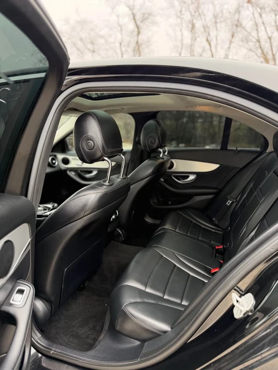 2016 Mercedes-Benz W205 C-Class - Image 8 of 15