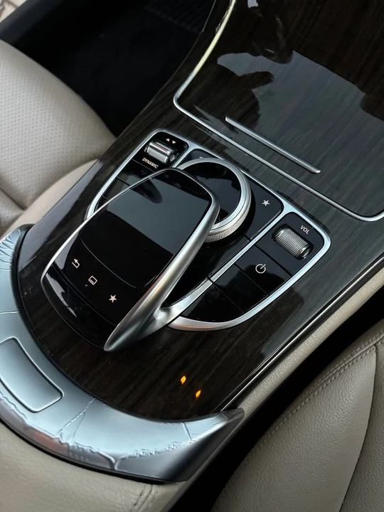 2016 Mercedes-Benz W205 C-Class - Image 10 of 12