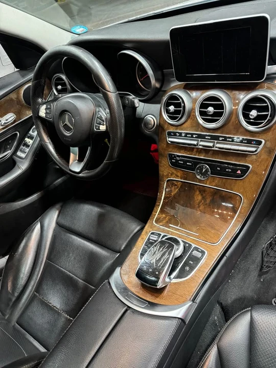 2016 Mercedes-Benz W205 C-Class - Image 10 of 11