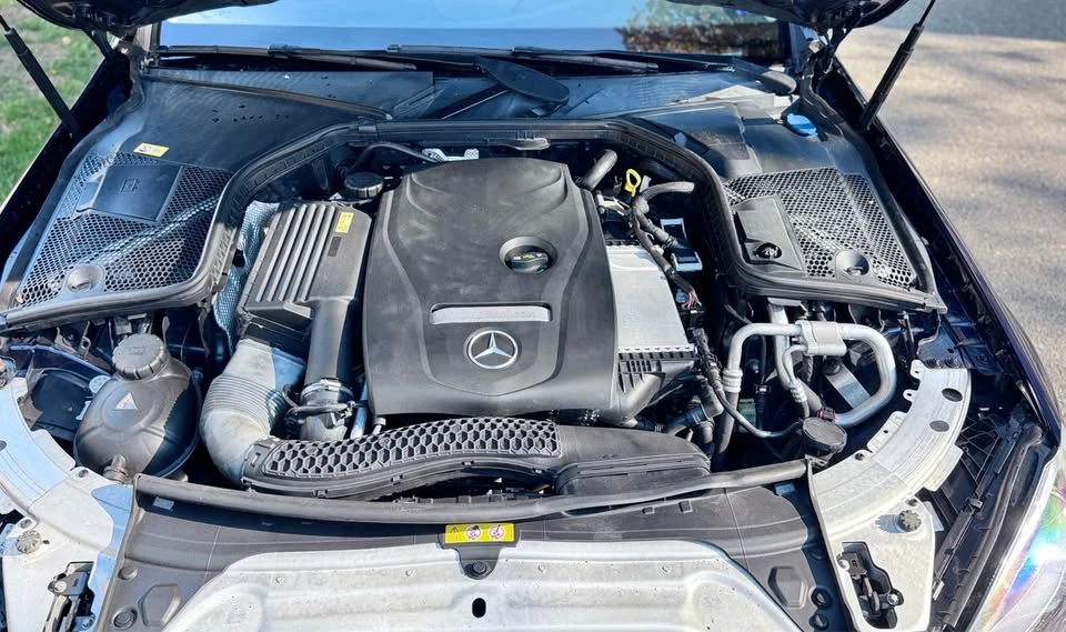 2016 Mercedes-Benz W205 C-Class - Image 9 of 10