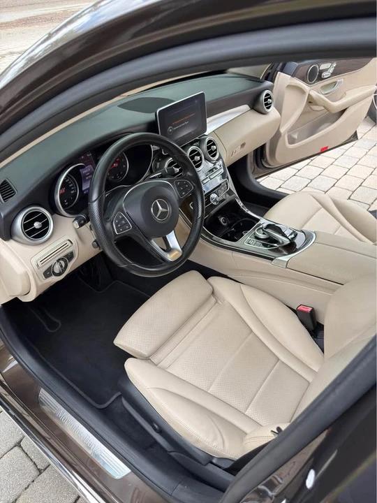 2016 Mercedes-Benz W205 C-Class - Image 9 of 20