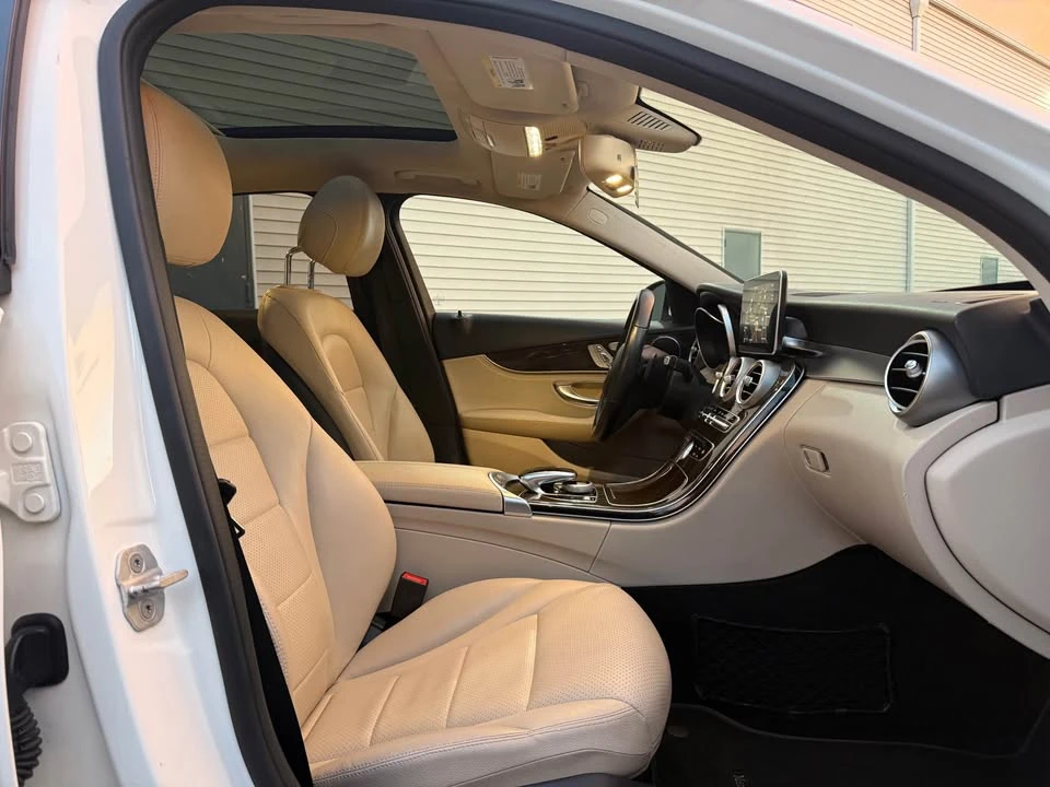2016 Mercedes-Benz W205 C-Class - Image 8 of 16