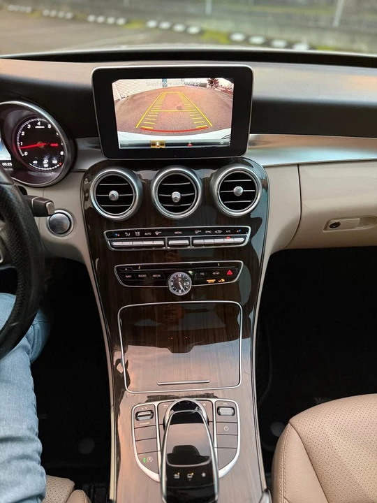 2016 Mercedes-Benz W205 C-Class - Image 11 of 16