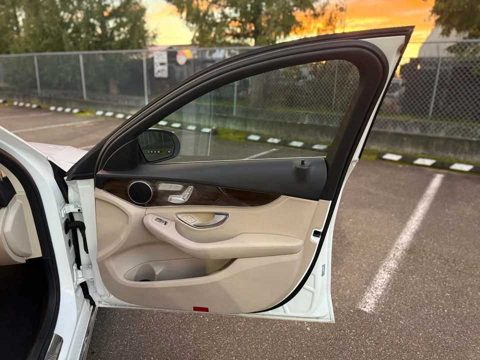2016 Mercedes-Benz W205 C-Class - Image 13 of 16