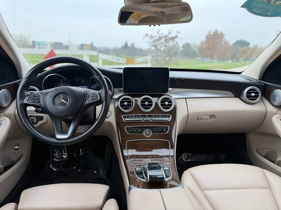 2016 Mercedes-Benz W205 C-Class - Image 10 of 19
