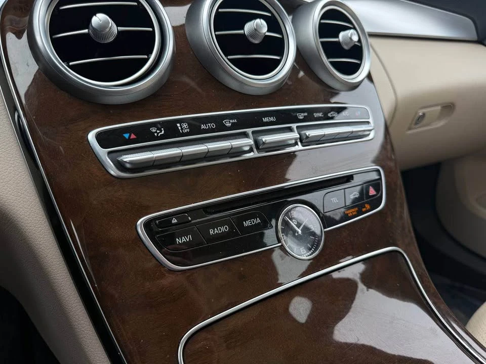 2016 Mercedes-Benz W205 C-Class - Image 13 of 19