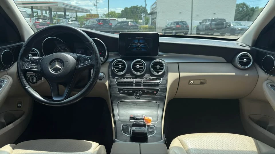 2016 Mercedes-Benz W205 C-Class - Image 11 of 17