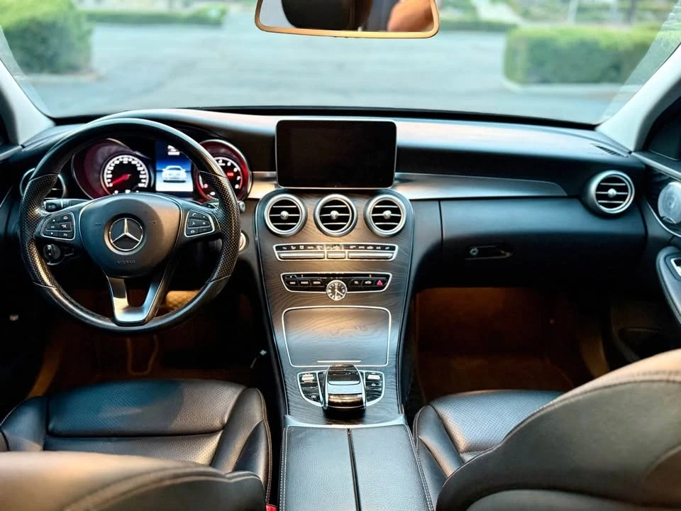 2016 Mercedes-Benz W205 C-Class - Image 12 of 18
