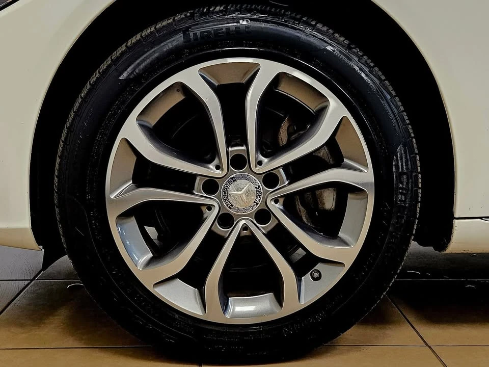 2016 Mercedes-Benz W205 C-Class - Image 7 of 20