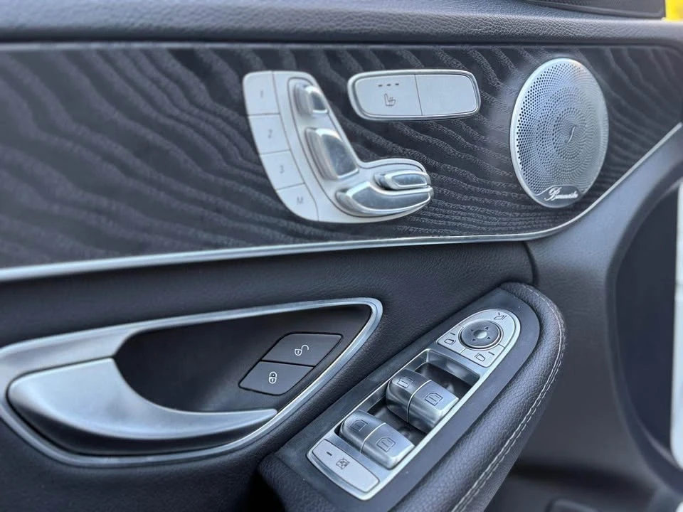 2016 Mercedes-Benz W205 C-Class - Image 9 of 10
