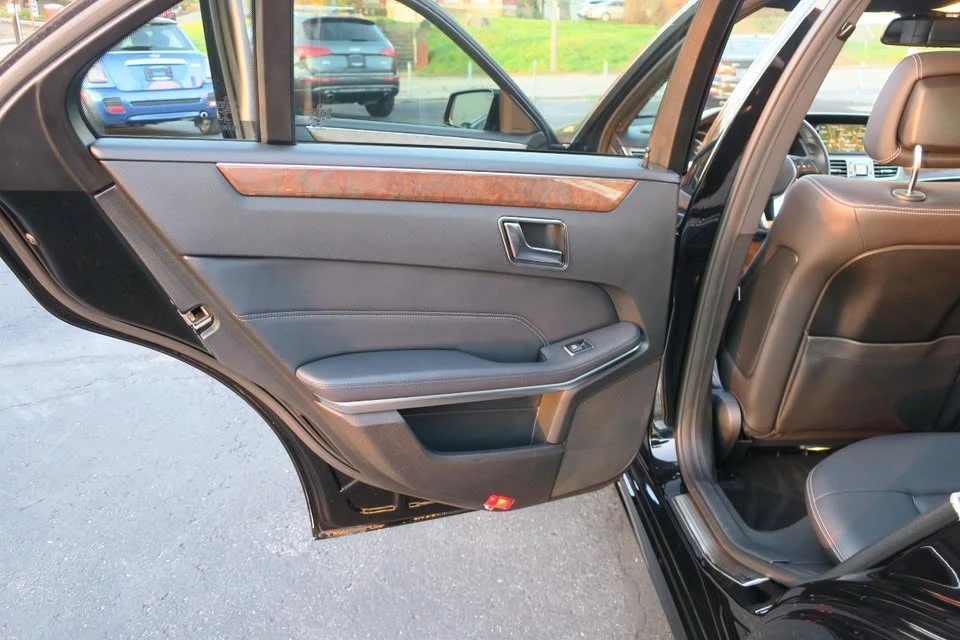 2016 Mercedes-Benz W212 E-Class - Image 12 of 20