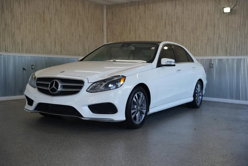 2016 Mercedes-Benz W212 E-Class - Image 4 of 20