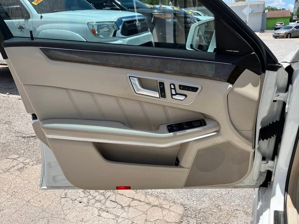 2016 Mercedes-Benz W212 E-Class - Image 10 of 18