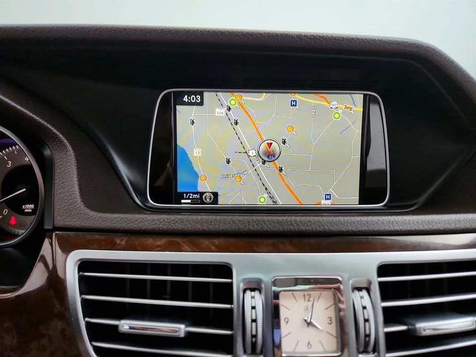 2016 Mercedes-Benz W212 E-Class - Image 16 of 17