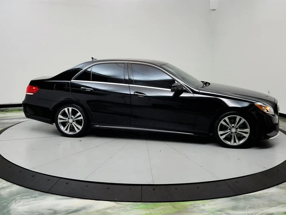 2016 Mercedes-Benz W212 E-Class - Image 4 of 17