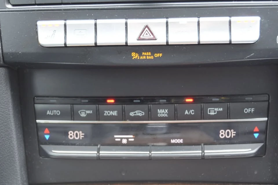 2016 Mercedes-Benz W212 E-Class - Image 17 of 18