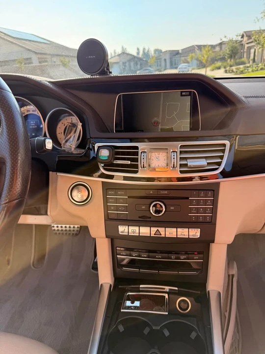 2016 Mercedes-Benz W212 E-Class - Image 13 of 19