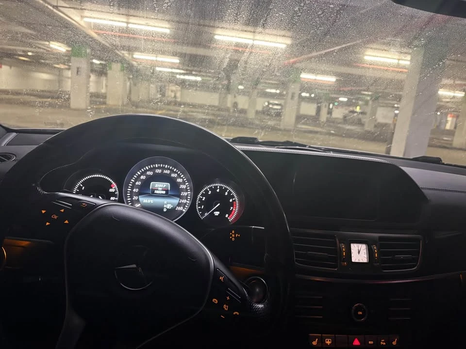 2016 Mercedes-Benz W212 E-Class - Image 5 of 5