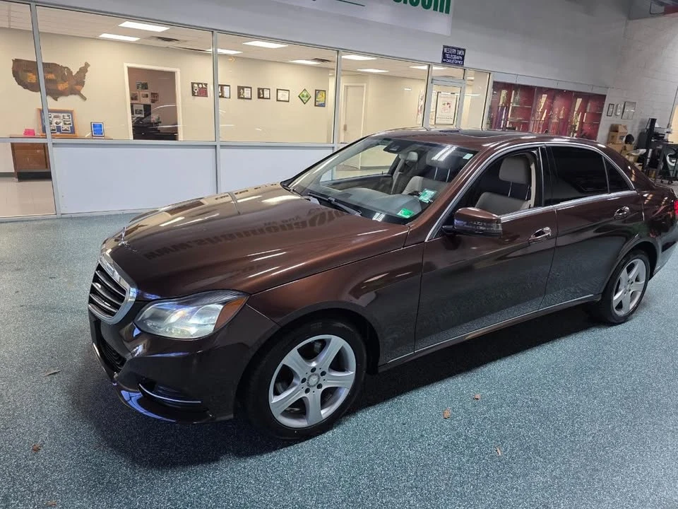 2016 Mercedes-Benz W212 E-Class - Image 2 of 20