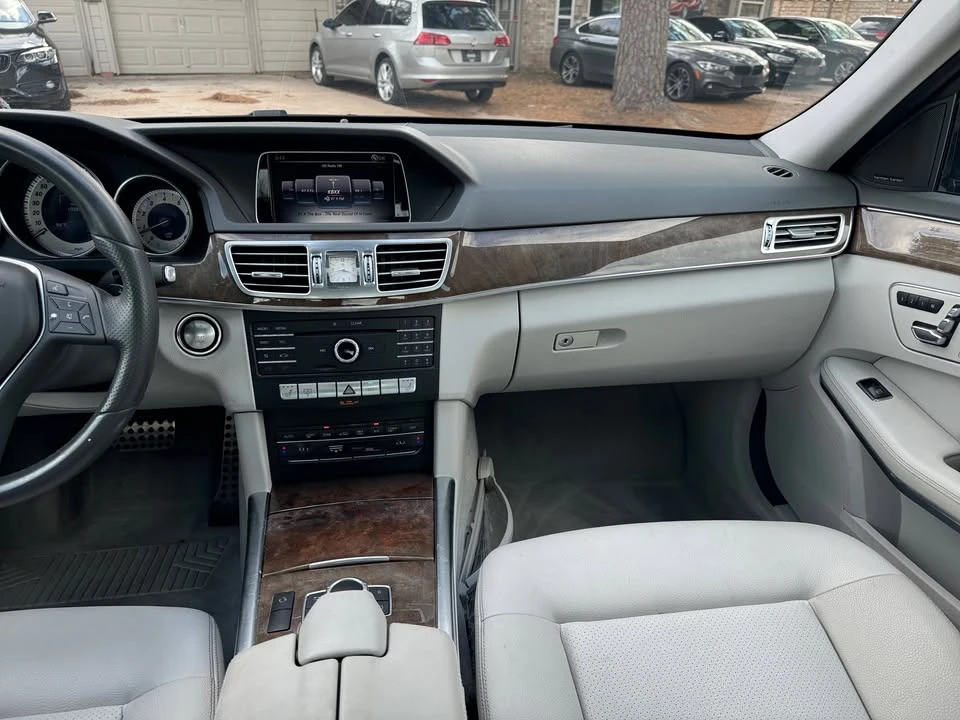 2016 Mercedes-Benz W212 E-Class - Image 15 of 20