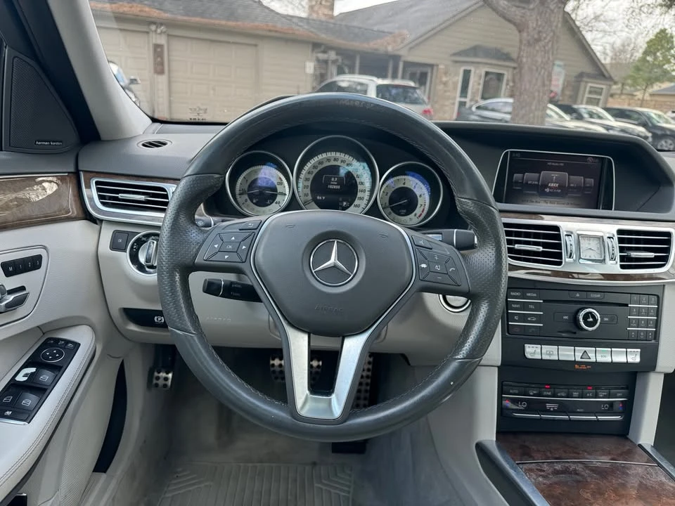 2016 Mercedes-Benz W212 E-Class - Image 13 of 20