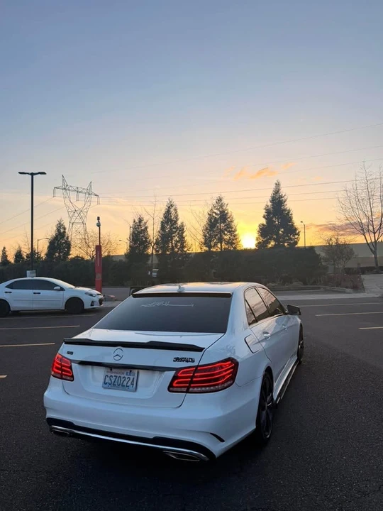 2016 Mercedes-Benz W212 E-Class - Image 6 of 11