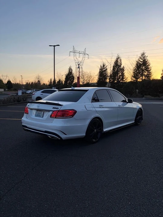 2016 Mercedes-Benz W212 E-Class - Image 11 of 11