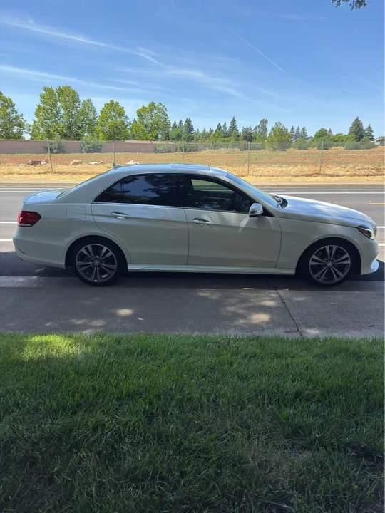 2016 Mercedes-Benz W212 E-Class - Image 5 of 11