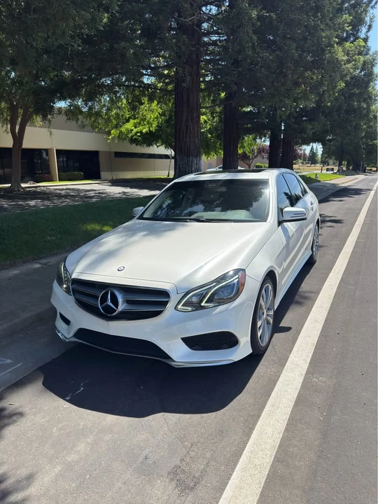 2016 Mercedes-Benz W212 E-Class - Image 2 of 11