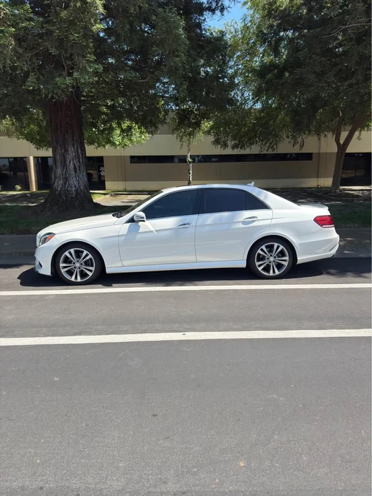 2016 Mercedes-Benz W212 E-Class - Image 3 of 11