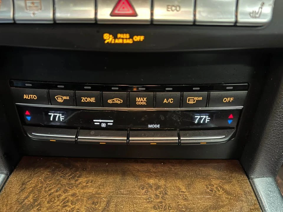 2016 Mercedes-Benz W212 E-Class - Image 14 of 19