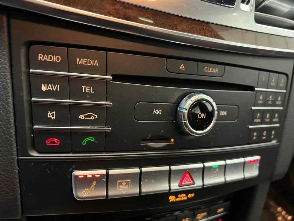2016 Mercedes-Benz W212 E-Class - Image 13 of 19