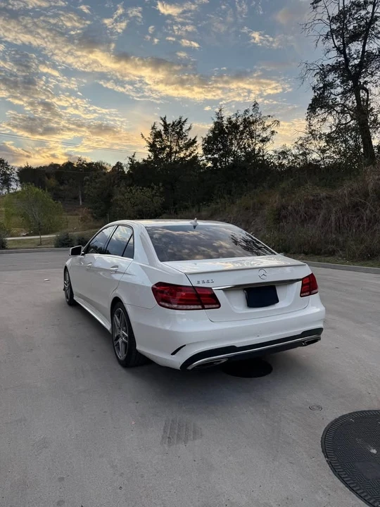 2016 Mercedes-Benz W212 E-Class - Image 4 of 9