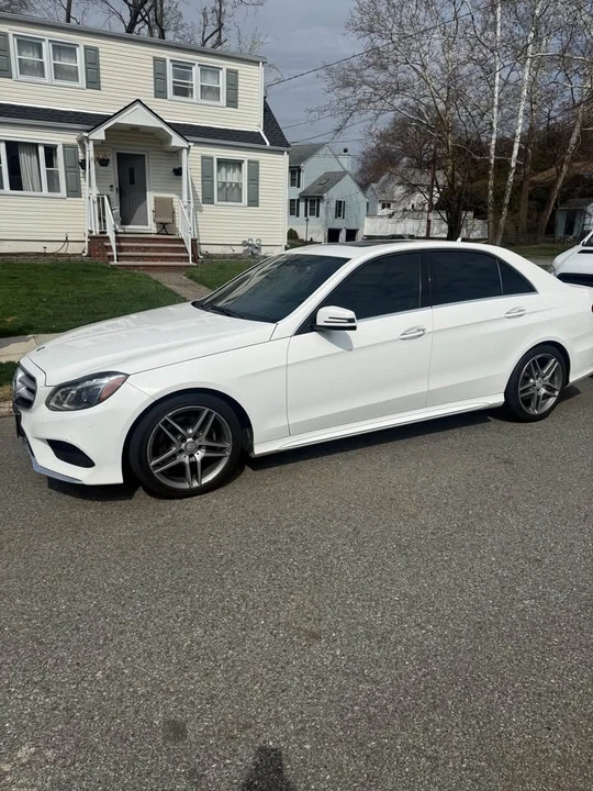 2016 Mercedes-Benz W212 E-Class - Image 2 of 9