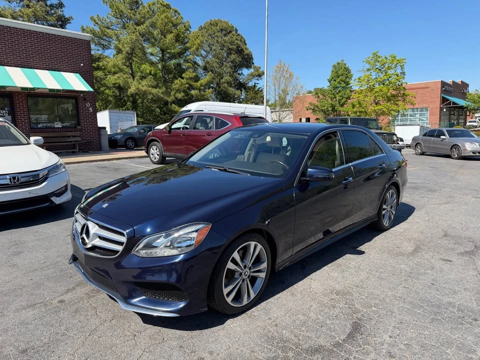 2016 Mercedes-Benz W212 E-Class - Image 2 of 20